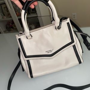 🌵 Fiorelli Handbag